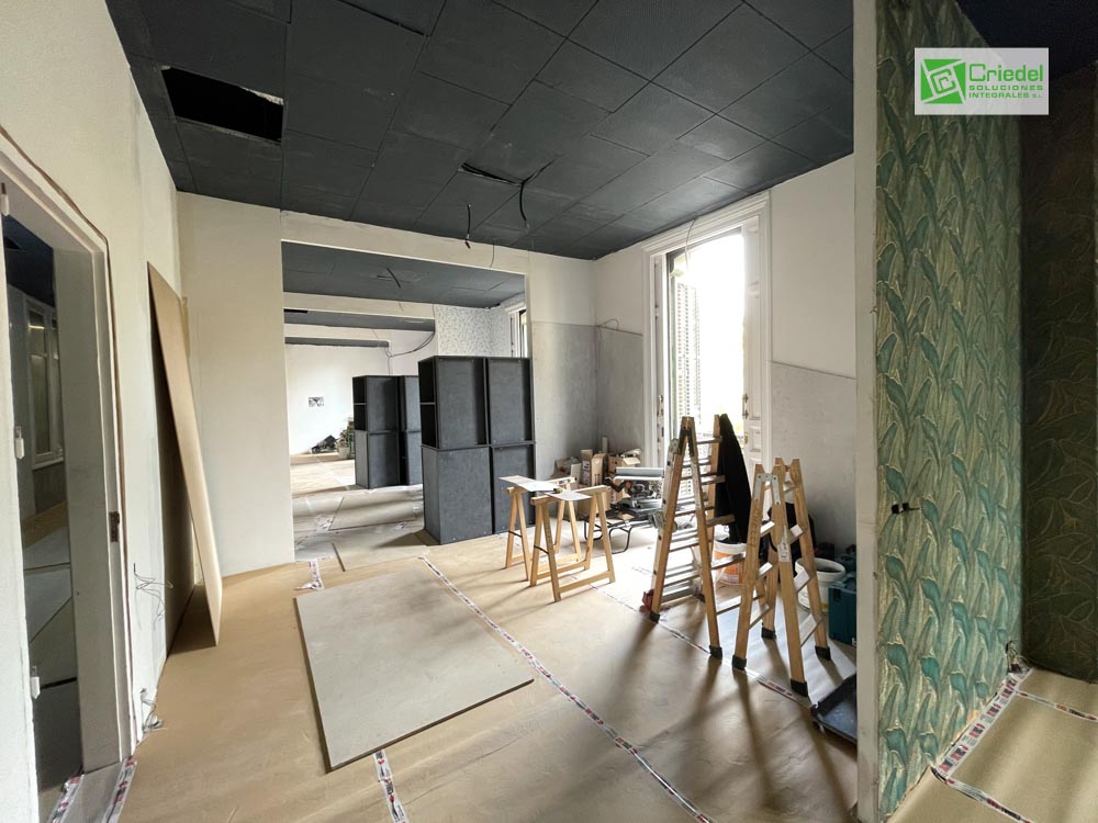 reforma local barcelona showroom - 33